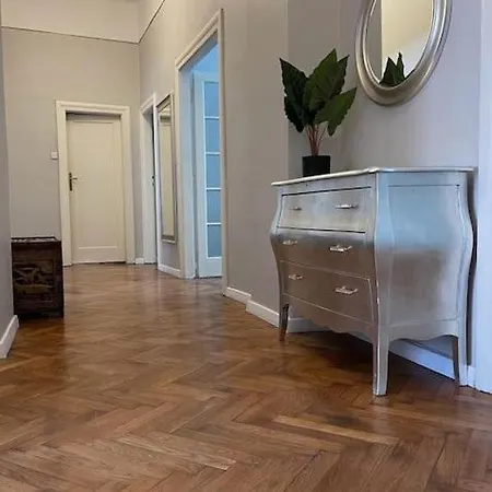 Florianska Grand 2 Lejlighed