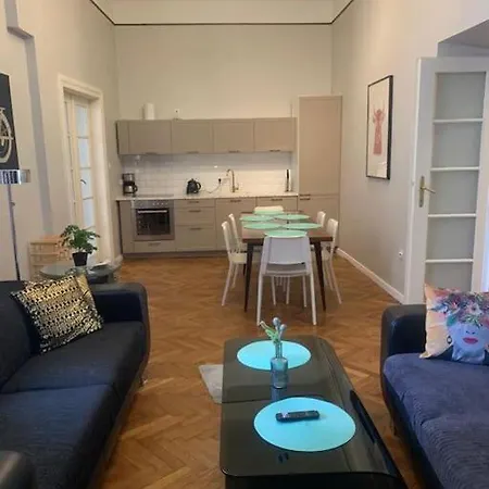 Apartment Florianska Grand 2