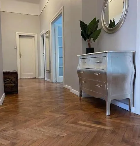 Florianska Grand 2 Apartmán