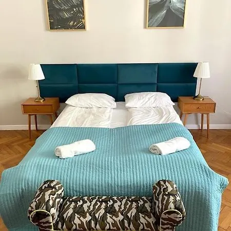 Floriańska Grand 2 *